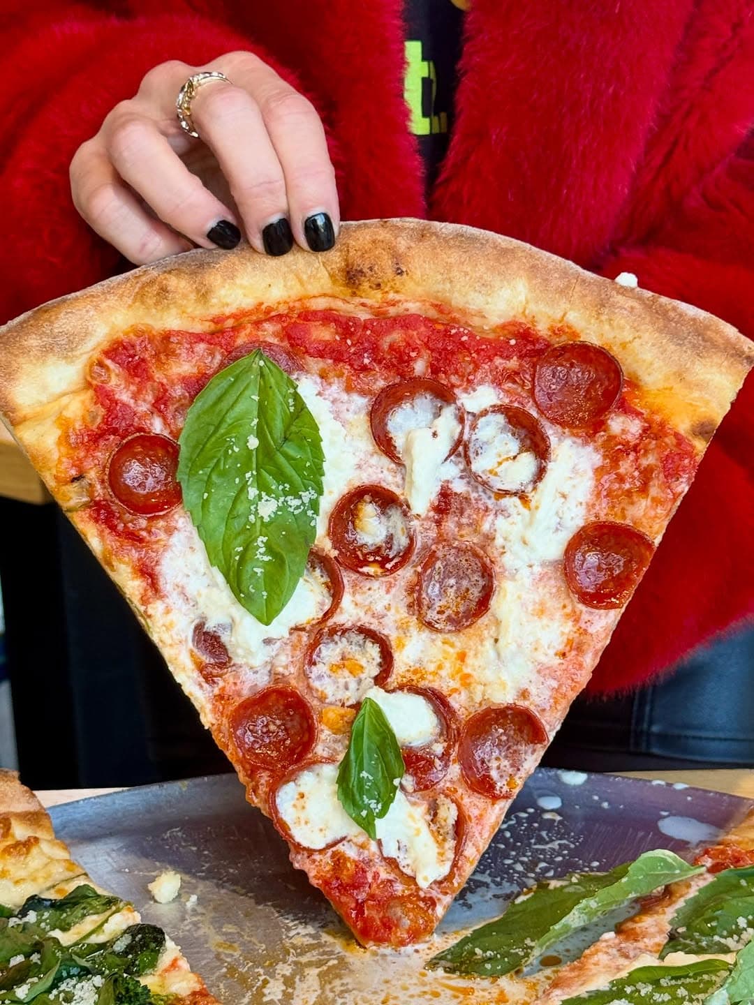 Pepperoni pizza slice